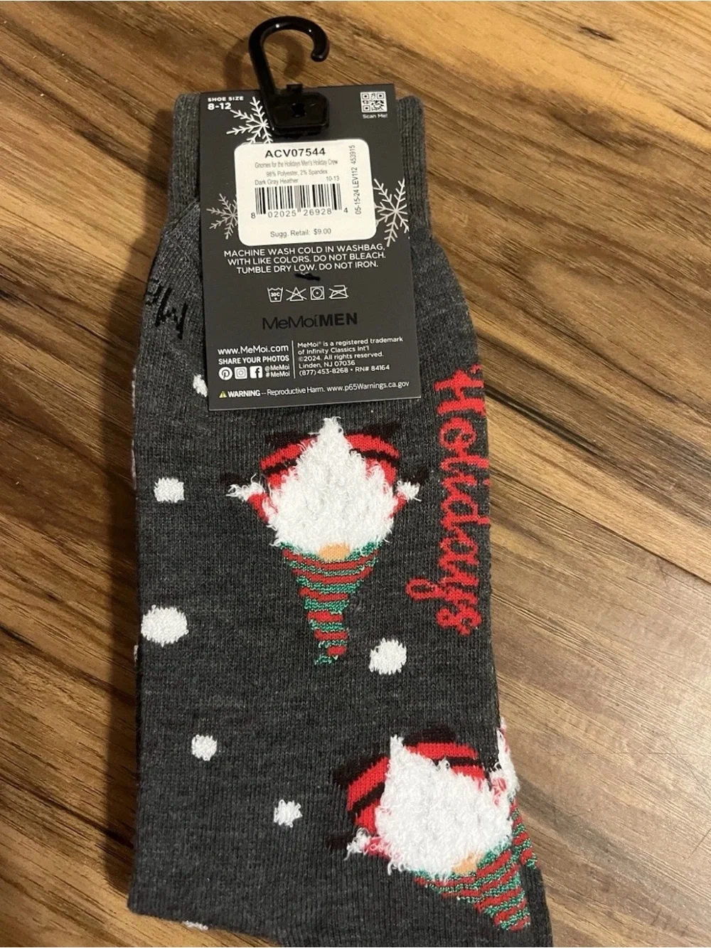 MeMoi Men’s Holiday Socks 2 Pair Shoe Size 8-12,  Red / Dark Grey Heather